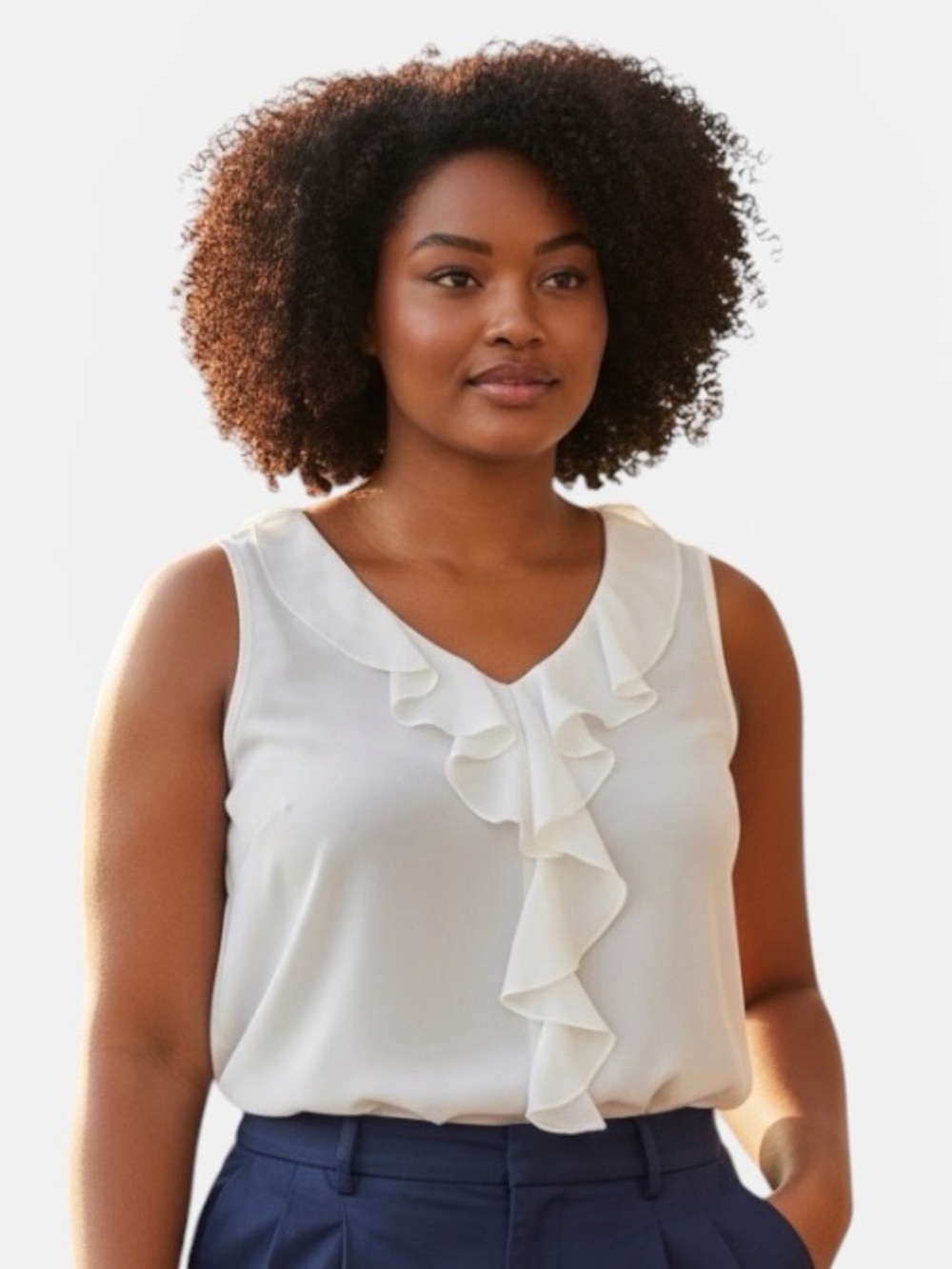 NEW DIRECTIONS WHITE RUFFLED SLEEVELESS V-NECK BLOUSE - Size L